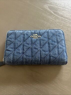 Coach Quilted Denim Zip Wallet - Indigo Blue